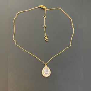 New Kate Spade brilliant statements pavé halo pendant necklace
Gold metal